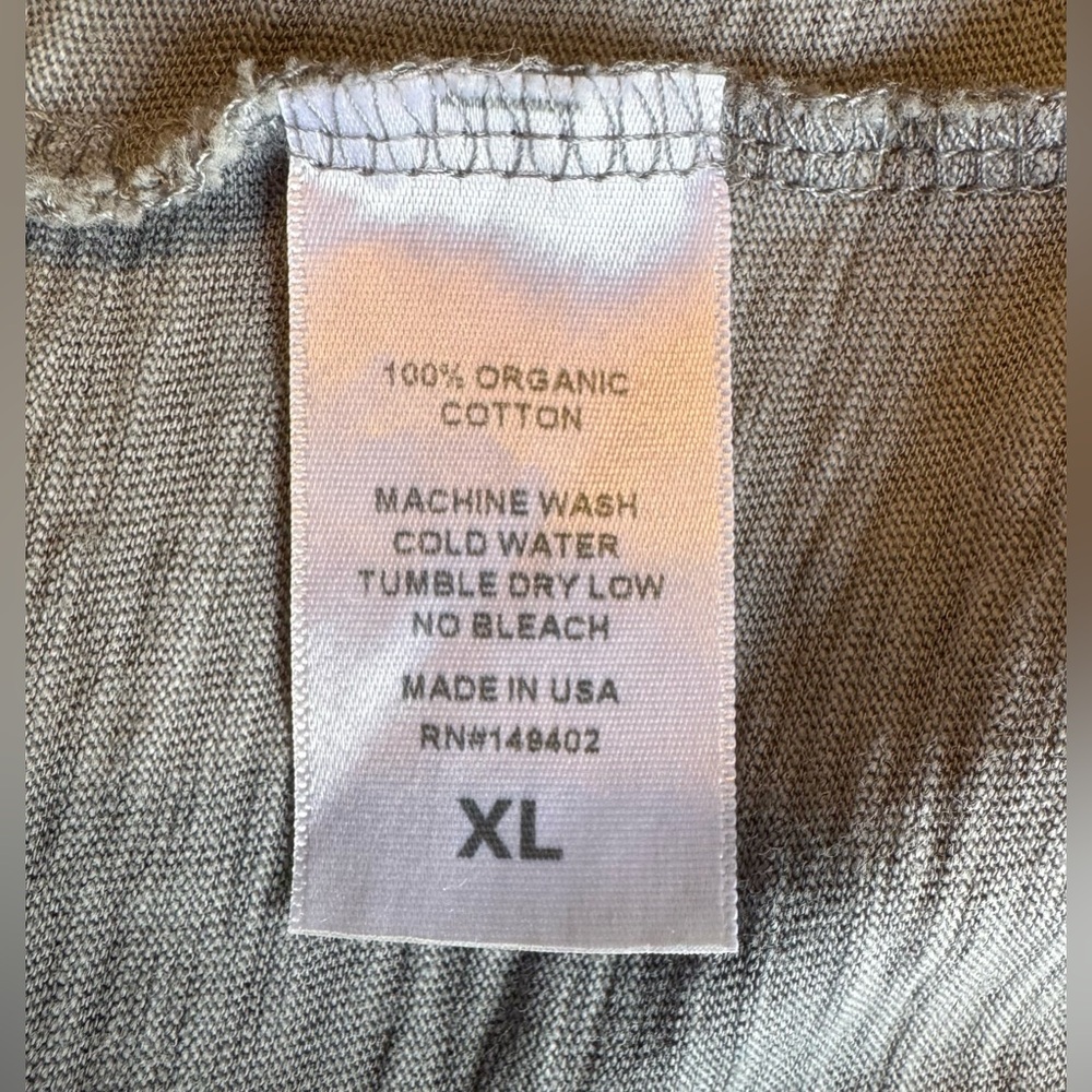 Nwt Vestige Men’s Gray Long Sleeve Henley Organic Cotton Slub Shirt Sz Xl — image 7 of 8